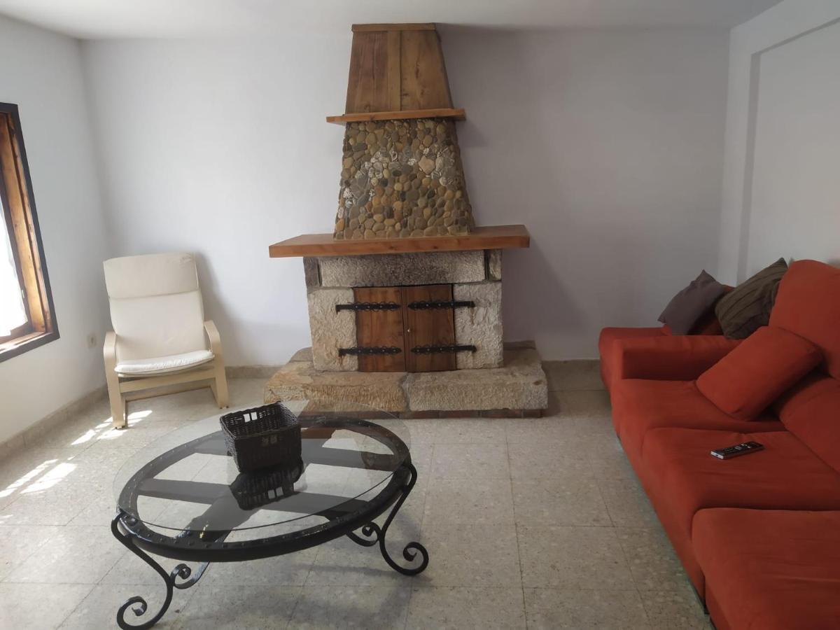 Villa Noriega La Franca Bagian luar foto